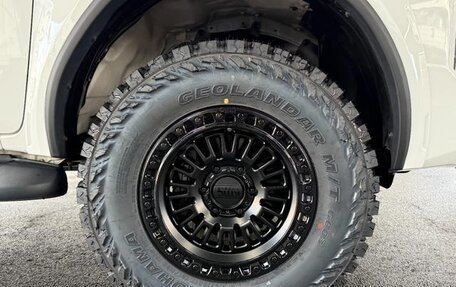 Toyota Hilux VIII, 2024 год, 3 970 000 рублей, 18 фотография