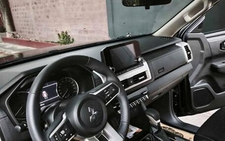 Mitsubishi Triton, 2025 год, 4 000 000 рублей, 8 фотография