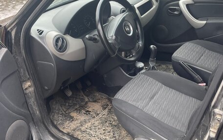 Renault Logan I, 2010 год, 220 000 рублей, 6 фотография