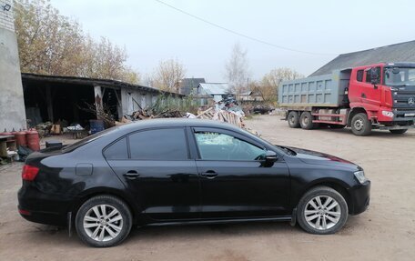 Volkswagen Jetta VI, 2013 год, 790 000 рублей, 1 фотография