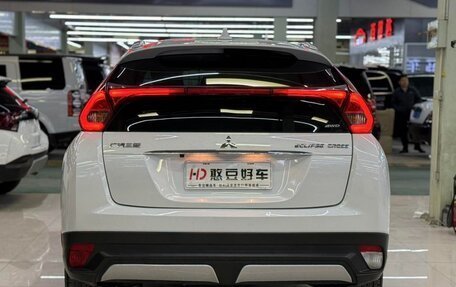 Mitsubishi Eclipse Cross, 2022 год, 1 600 000 рублей, 6 фотография