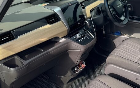 Honda Freed II, 2016 год, 1 550 000 рублей, 6 фотография
