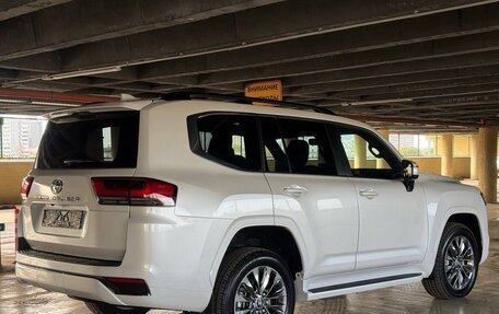 Toyota Land Cruiser, 2025 год, 14 700 000 рублей, 5 фотография