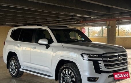 Toyota Land Cruiser, 2025 год, 14 700 000 рублей, 2 фотография