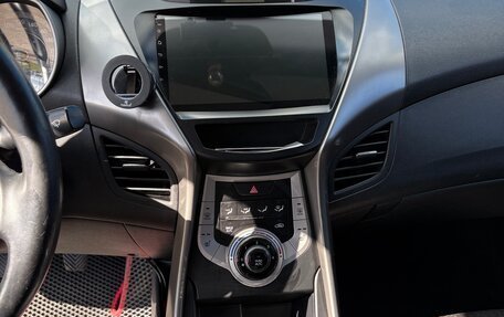 Hyundai Elantra V, 2012 год, 900 000 рублей, 6 фотография