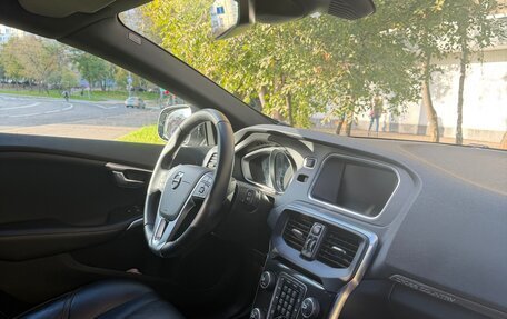 Volvo V40 Cross Country I, 2018 год, 2 200 000 рублей, 14 фотография