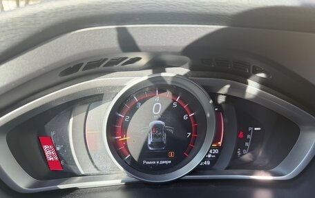 Volvo V40 Cross Country I, 2018 год, 2 200 000 рублей, 13 фотография