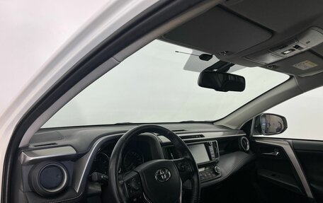 Toyota RAV4, 2018 год, 2 519 000 рублей, 16 фотография