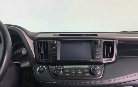 Toyota RAV4, 2018 год, 2 519 000 рублей, 19 фотография