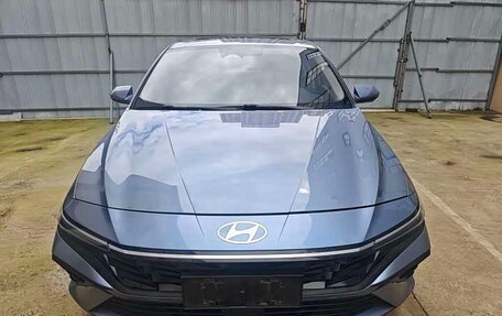 Hyundai Elantra, 2023 год, 1 230 000 рублей, 2 фотография