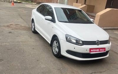 Volkswagen Polo VI (EU Market), 2013 год, 750 000 рублей, 1 фотография
