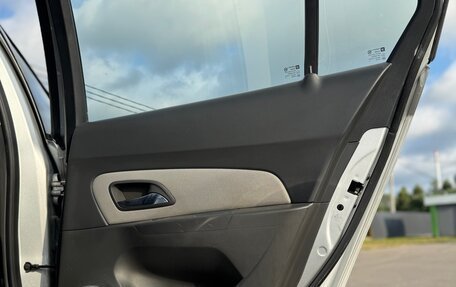 Chevrolet Cruze II, 2010 год, 360 000 рублей, 10 фотография