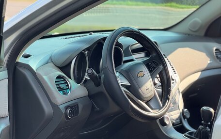 Chevrolet Cruze II, 2010 год, 360 000 рублей, 18 фотография