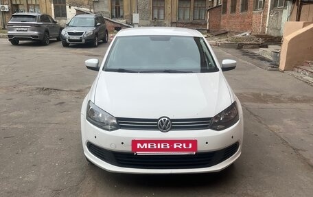 Volkswagen Polo VI (EU Market), 2013 год, 750 000 рублей, 7 фотография