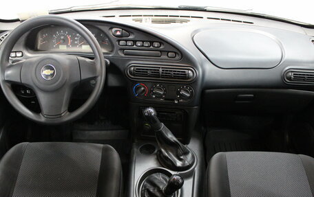 Chevrolet Niva I рестайлинг, 2015 год, 587 000 рублей, 9 фотография