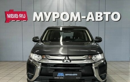 Mitsubishi Outlander III рестайлинг 3, 2017 год, 1 890 000 рублей, 2 фотография