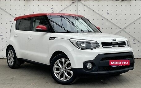 KIA Soul II рестайлинг, 2018 год, 1 580 000 рублей, 2 фотография