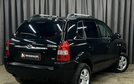 Hyundai Tucson III, 2005 год, 679 900 рублей, 2 фотография