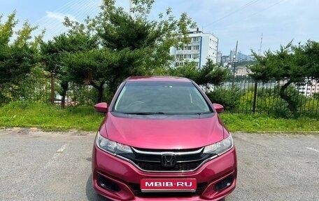 Honda Fit III, 2018 год, 945 000 рублей, 1 фотография