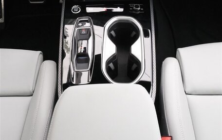 Audi A6, 2025 год, 7 890 000 рублей, 16 фотография