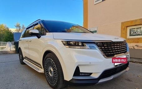 KIA Carnival, 2022 год, 5 100 000 рублей, 3 фотография