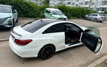 Mercedes-Benz E-Класс, 2013 год, 1 800 000 рублей, 2 фотография