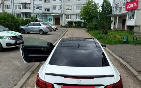 Mercedes-Benz E-Класс, 2013 год, 1 800 000 рублей, 3 фотография