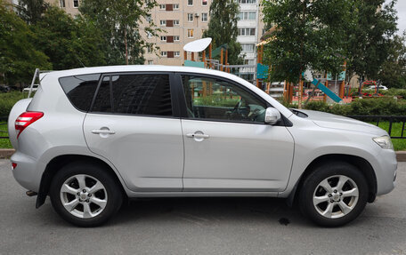 Toyota RAV4, 2010 год, 1 550 000 рублей, 2 фотография