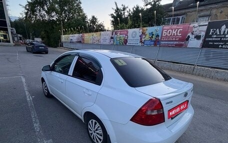 Chevrolet Aveo III, 2011 год, 680 000 рублей, 2 фотография
