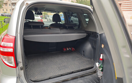Toyota RAV4, 2010 год, 1 550 000 рублей, 14 фотография