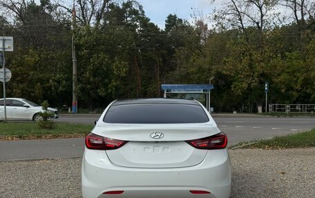 Hyundai Avante, 2012 год, 1 050 000 рублей, 6 фотография