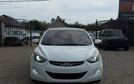 Hyundai Avante, 2012 год, 1 050 000 рублей, 2 фотография