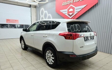 Toyota RAV4, 2014 год, 1 750 000 рублей, 4 фотография