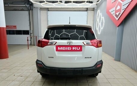 Toyota RAV4, 2014 год, 1 750 000 рублей, 6 фотография