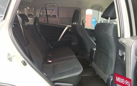 Toyota RAV4, 2014 год, 1 750 000 рублей, 21 фотография