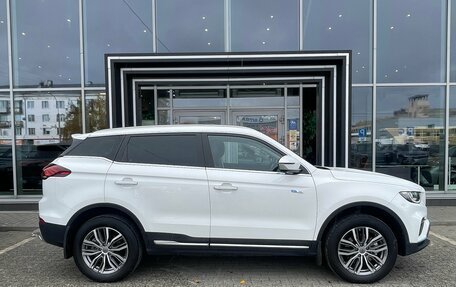 Geely Atlas, 2022 год, 1 660 000 рублей, 4 фотография