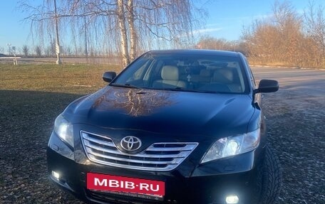 Toyota Camry, 2008 год, 1 150 000 рублей, 2 фотография