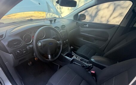 Ford Focus II рестайлинг, 2011 год, 750 000 рублей, 4 фотография