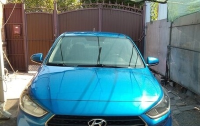 Hyundai Solaris II рестайлинг, 2018 год, 1 300 000 рублей, 1 фотография