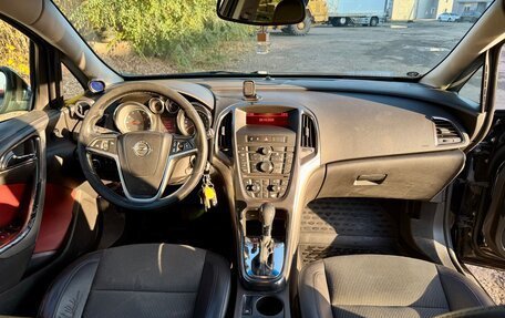 Opel Astra J, 2010 год, 695 000 рублей, 12 фотография