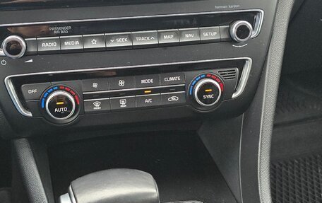 KIA Optima IV, 2019 год, 2 300 000 рублей, 17 фотография
