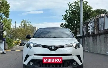 Toyota C-HR I рестайлинг, 2022 год, 1 759 000 рублей, 2 фотография