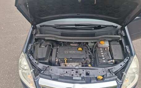 Opel Zafira B, 2010 год, 515 000 рублей, 13 фотография