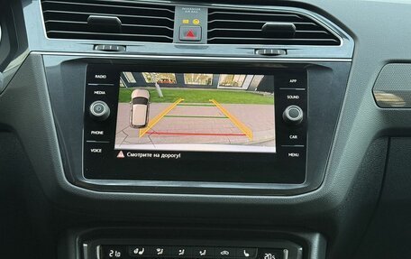 Volkswagen Tiguan II, 2018 год, 2 750 000 рублей, 17 фотография