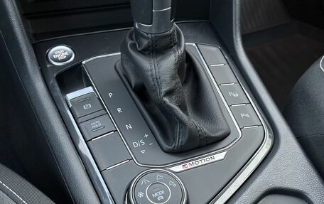 Volkswagen Tiguan II, 2018 год, 2 750 000 рублей, 13 фотография