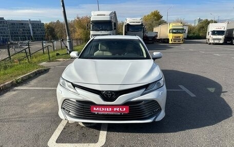 Toyota Camry, 2019 год, 2 500 000 рублей, 1 фотография