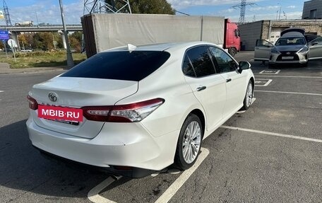 Toyota Camry, 2019 год, 2 500 000 рублей, 4 фотография