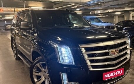 Cadillac Escalade IV, 2015 год, 4 190 000 рублей, 10 фотография