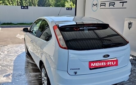 Ford Focus II рестайлинг, 2011 год, 750 000 рублей, 2 фотография