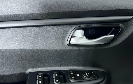 KIA Rio IV, 2018 год, 1 468 000 рублей, 15 фотография